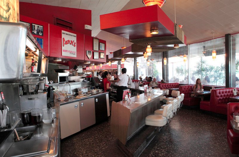 The 13 Best Diners In Los Angeles