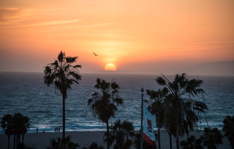 Venice Beach Sunset at High Rooftop Lounge