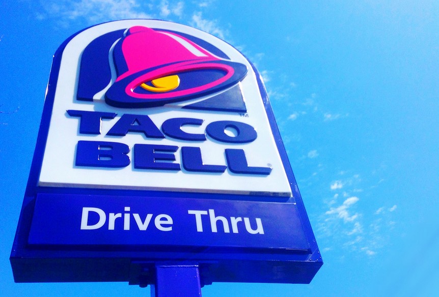 Taco Bell Sign