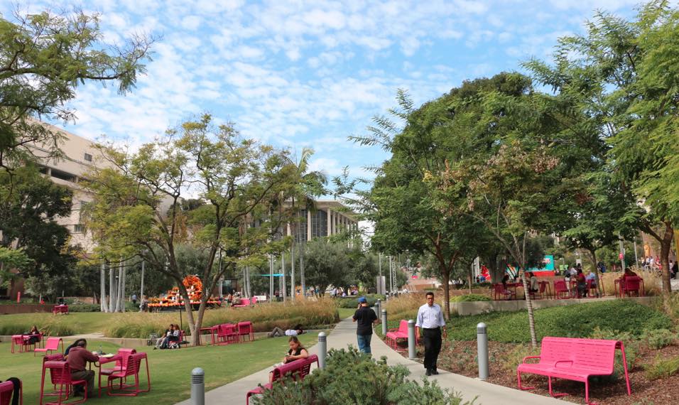 Lunch time Grand Park