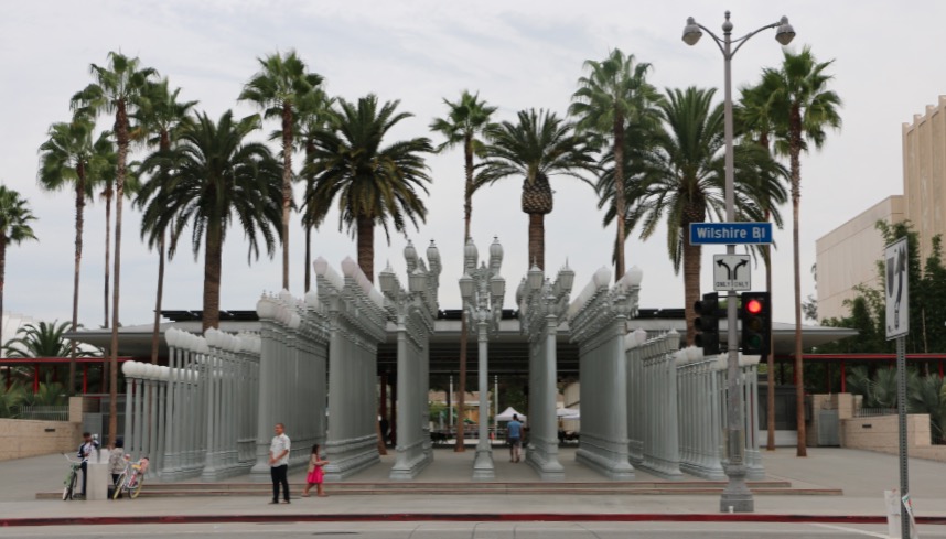 Wilshire Blvd outside LACMA