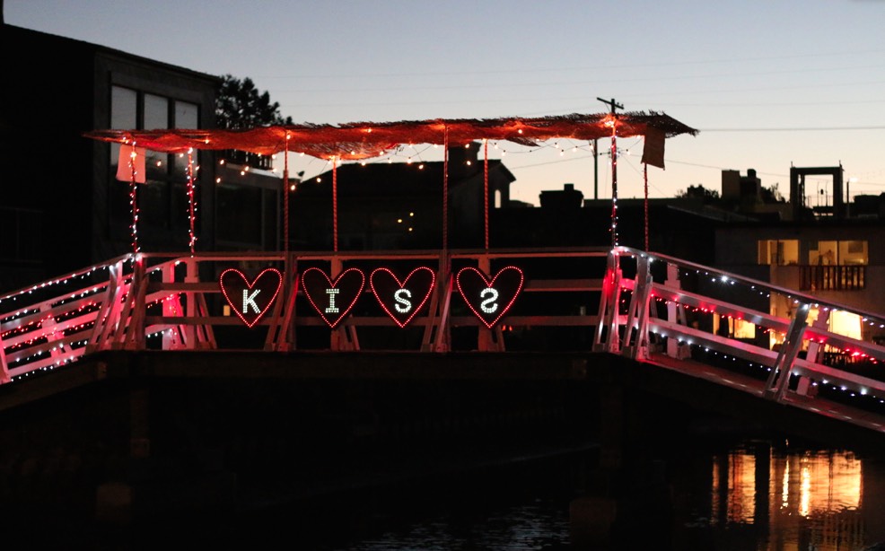 Kiss Bridge at Venice Canals