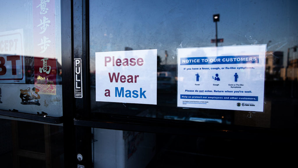 Sign to wear a mask