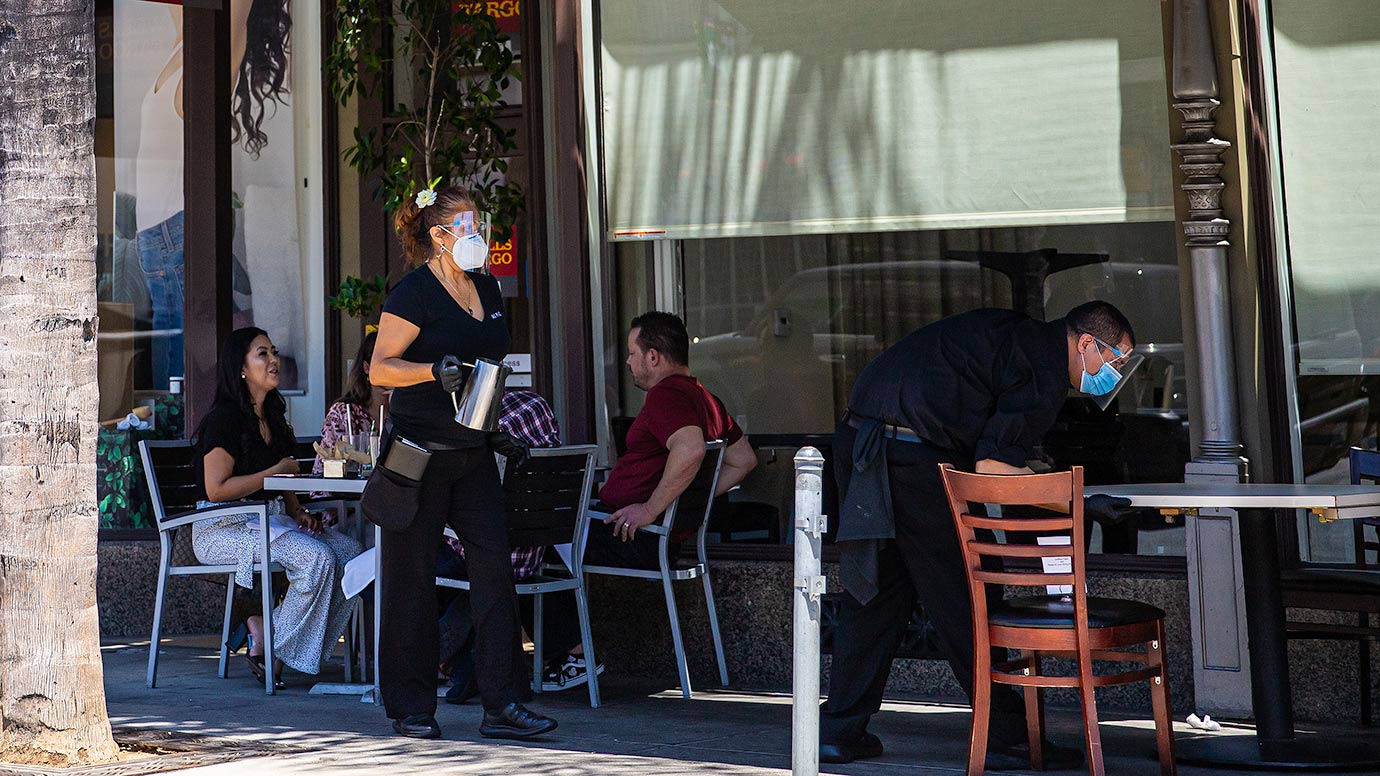 Mask wearing restaurant workers in Pasadena