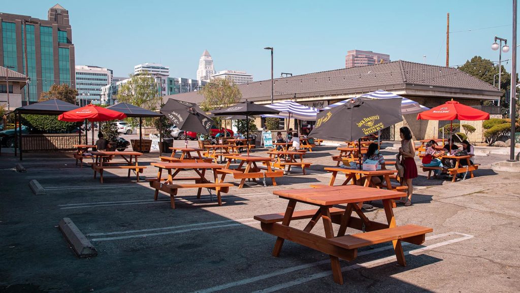 Honda Plaza Little Tokyo Outdoor Dining Picnic Tables