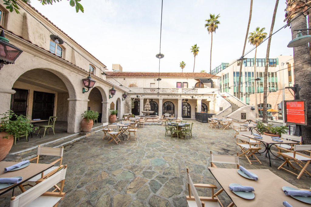 The outdoor patio at Saso