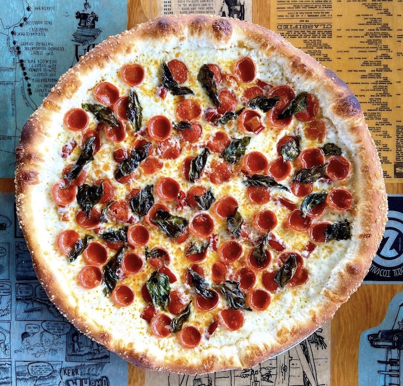 little-coyote-pizza-pie