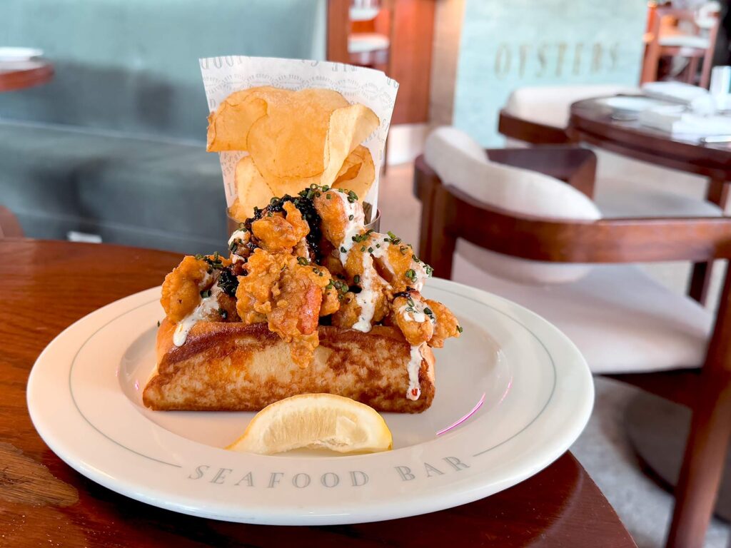 saltie-girl-fly-by-jing-lobster-roll